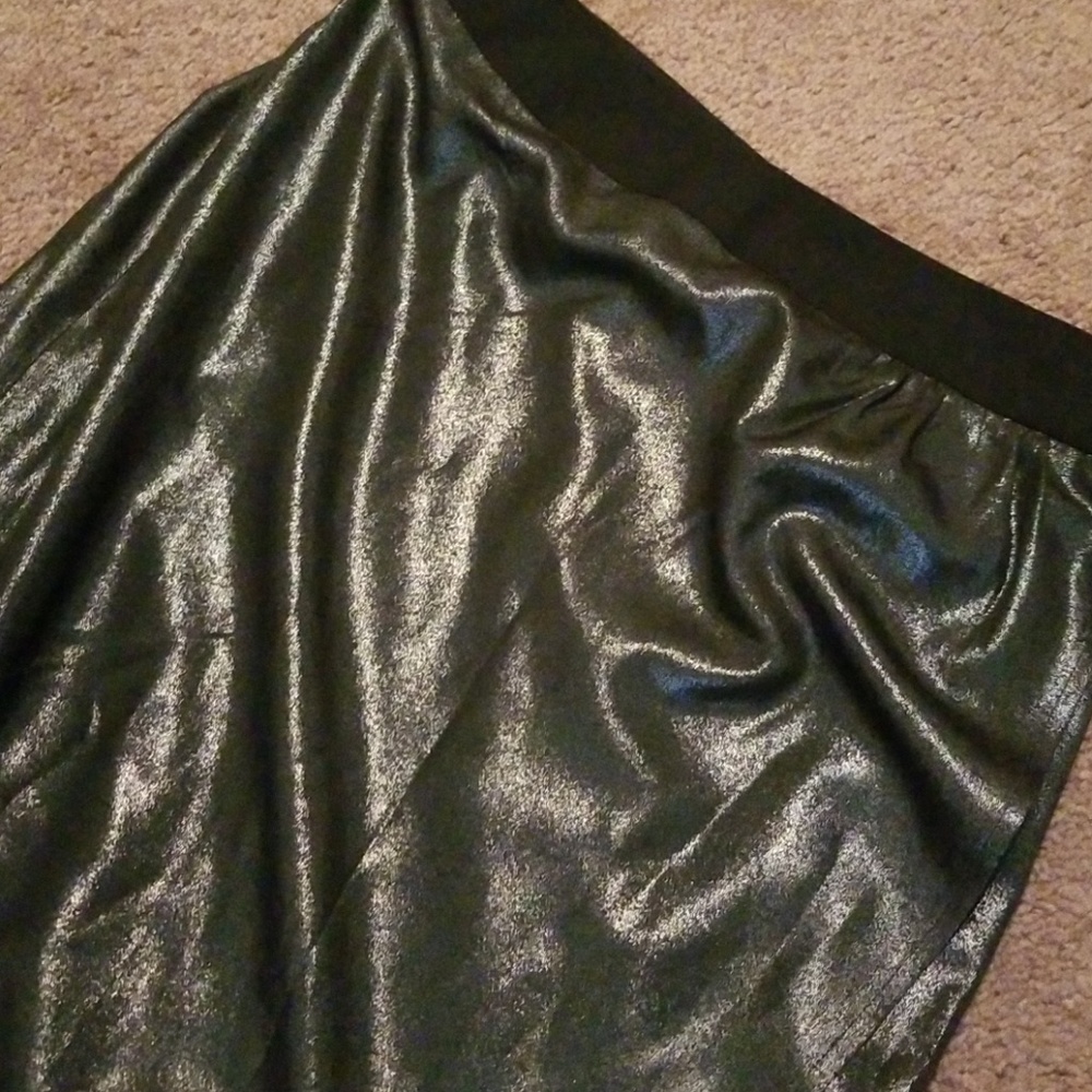 High waisted skirt